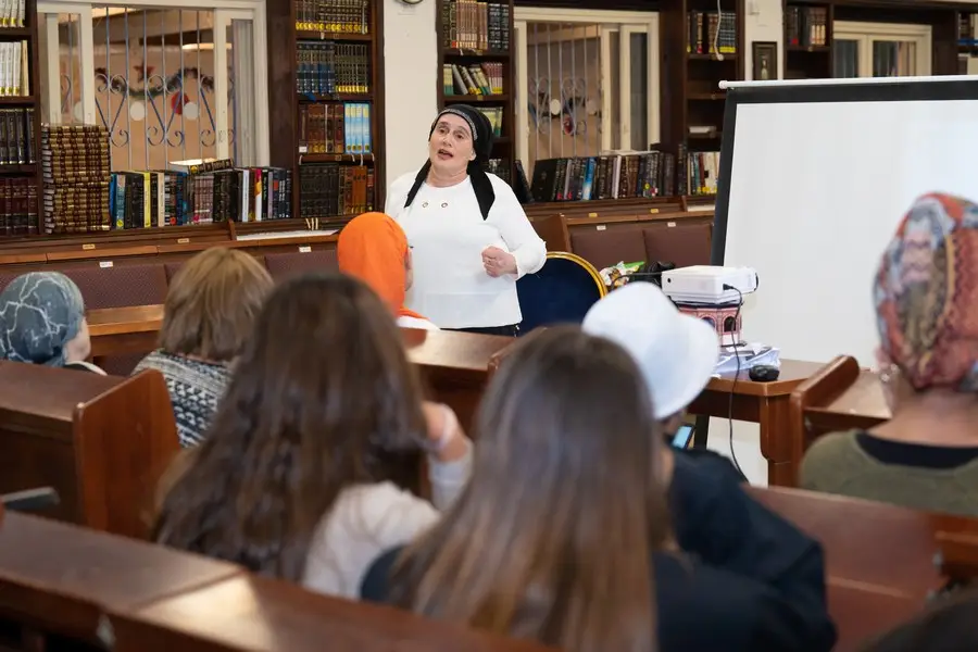 הרצאת בוחרת בחיים - עמירה בן גיגי - גרפולוגיה להעצמה אישית